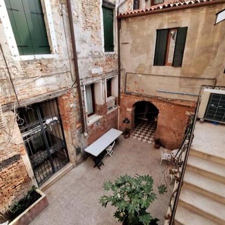 S. Giacomo Da L'Orio Velence Kültér fotó